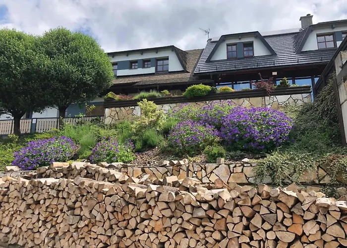 Hajenka - * Маков